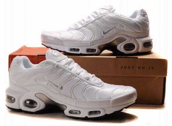 tn requin femme tn air max plus de la porcelaine